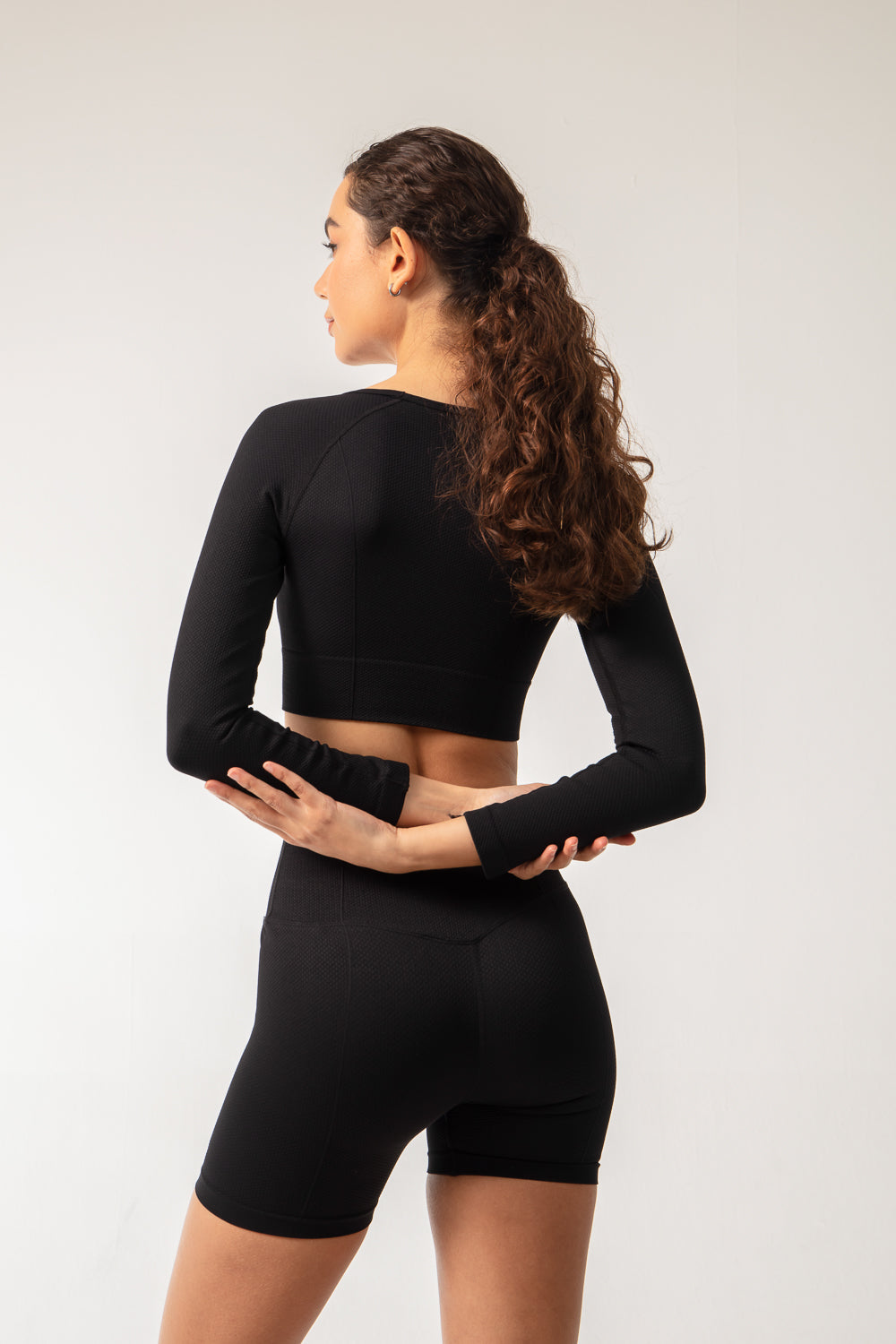 TERRA Shorts - Black
