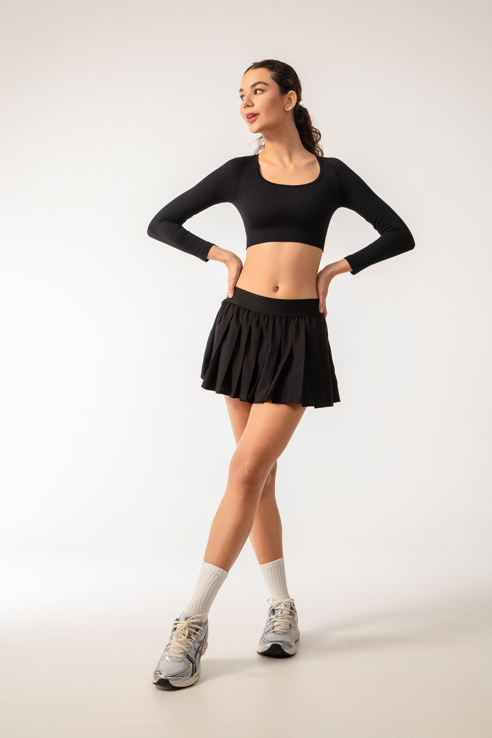 TERRA Crop Top - Black