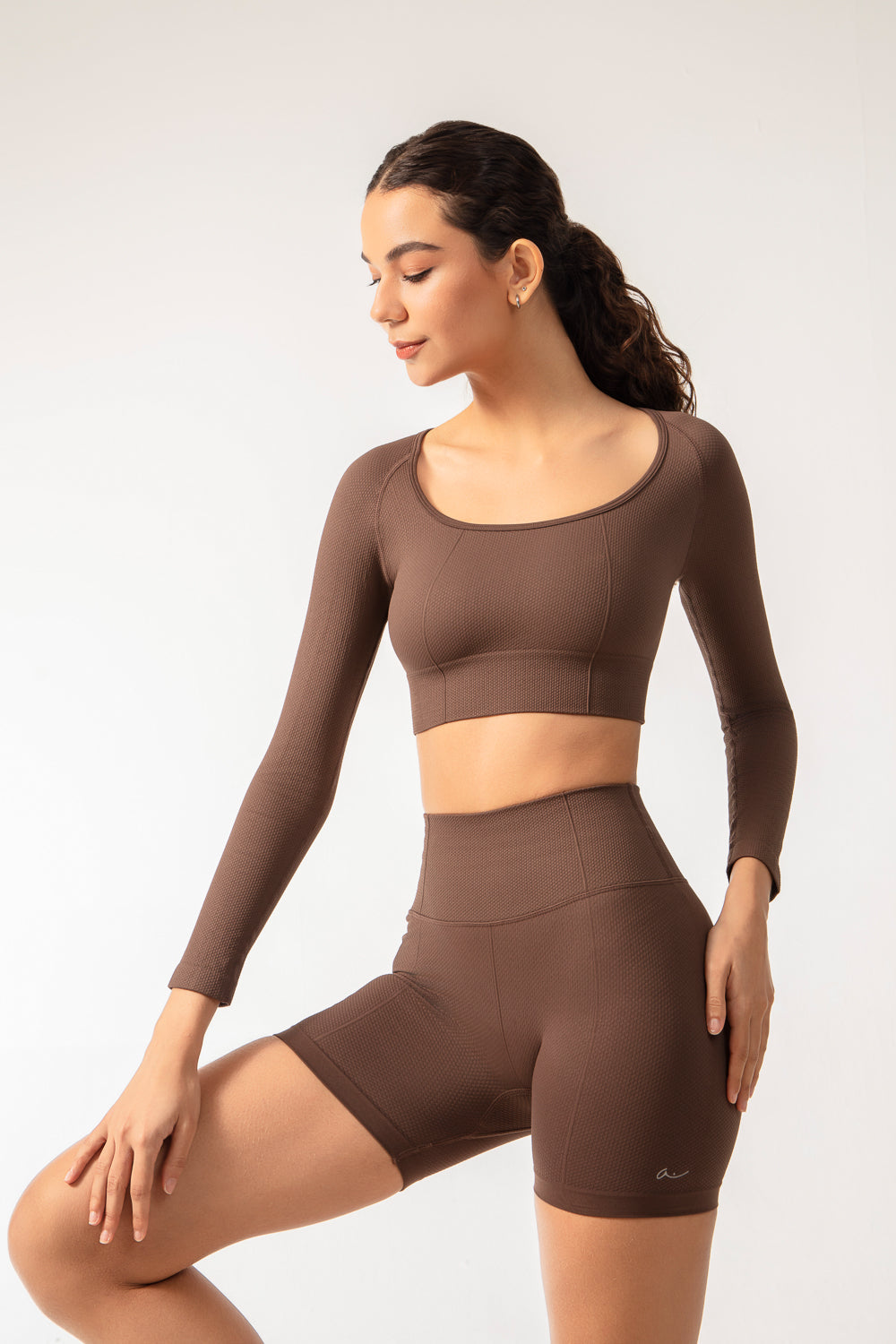 TERRA Shorts - Mocha