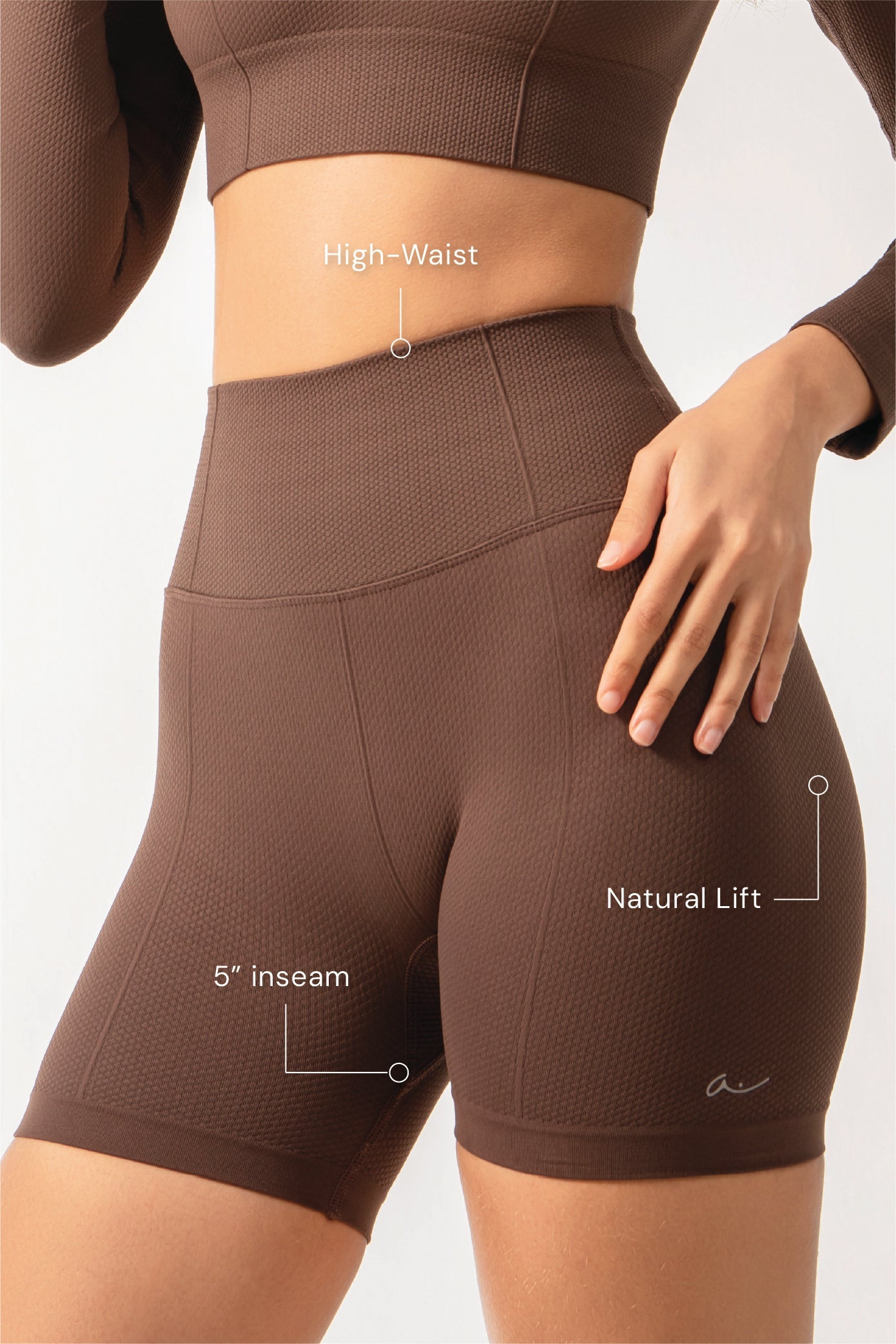 TERRA Shorts - Mocha