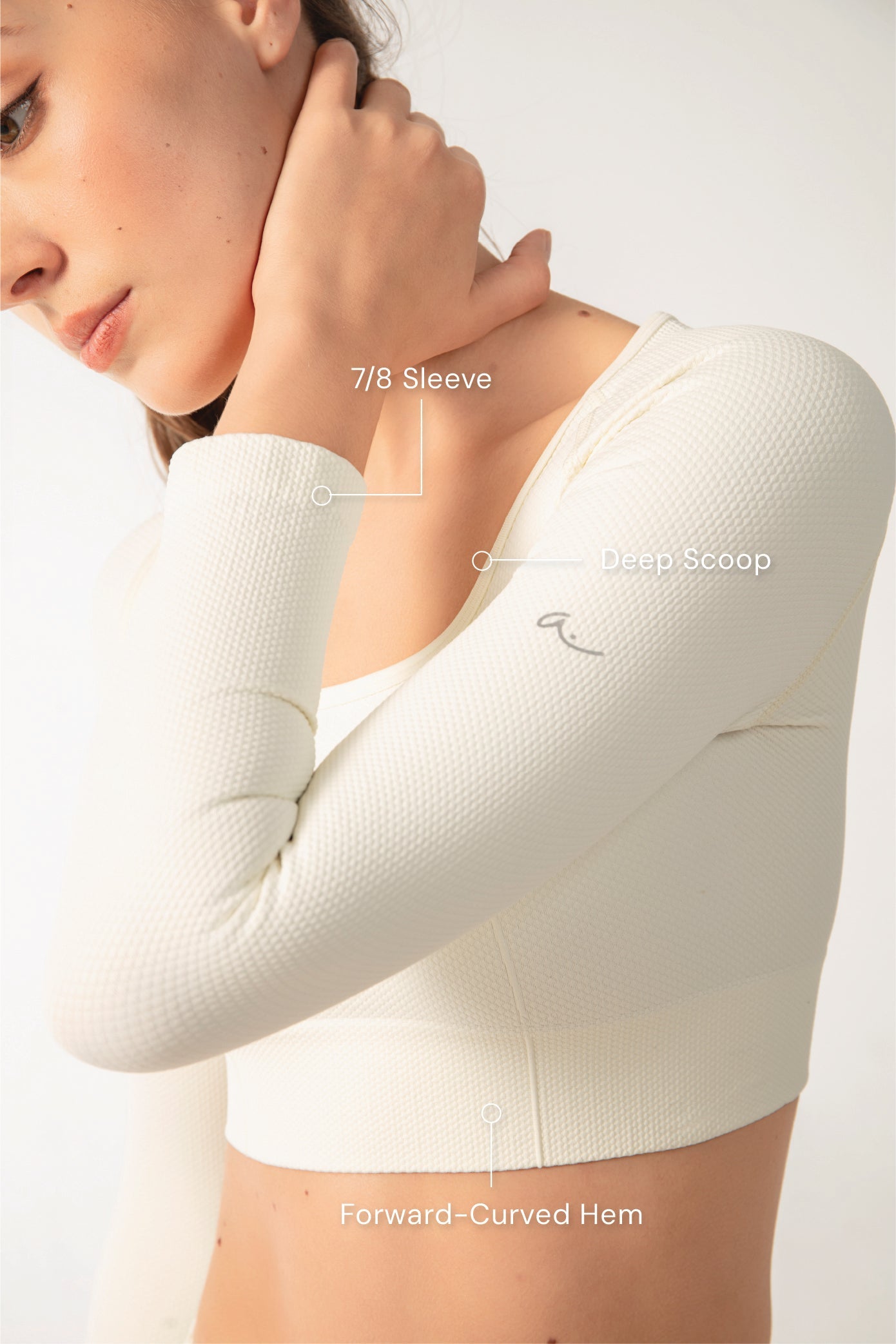 TERRA Crop Top - Ivory